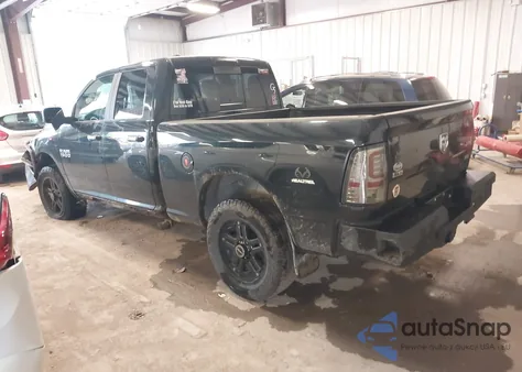 2017 Ram 1500 Slt 4X4 6'4 Box z USA, uszkodzony, nr VIN 1C6RR7GG8HS807706